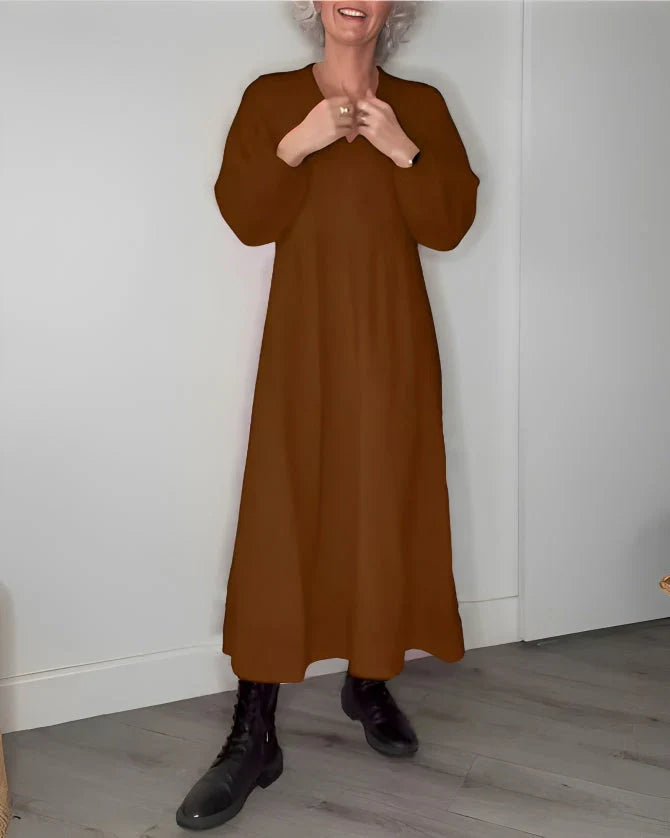 Emma | Robe longue amincissante avec col en V