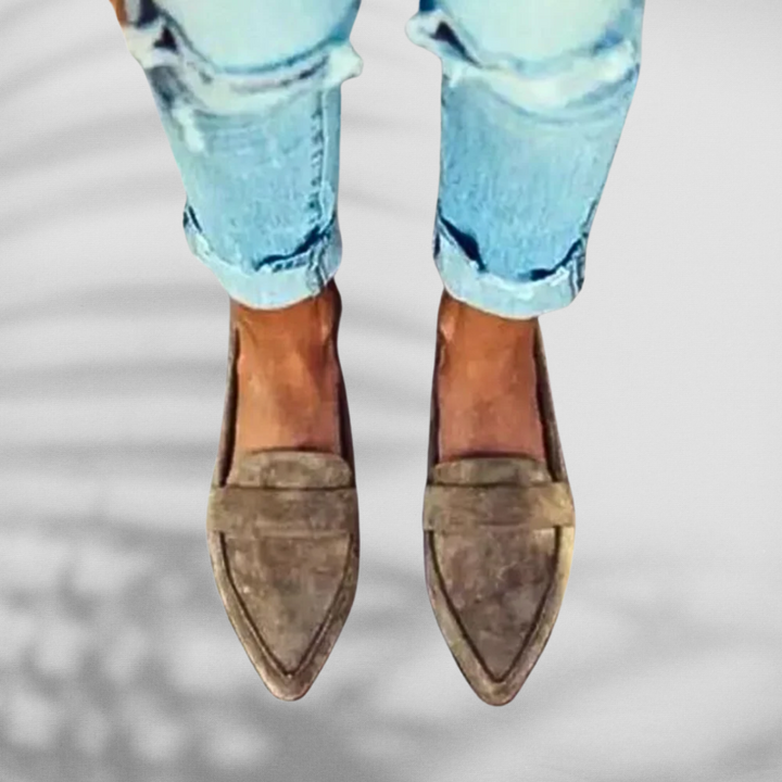MALINA™ | Mocassins en daim à bout pointu