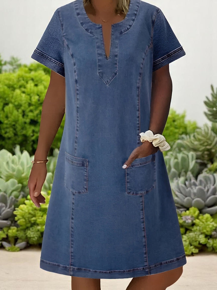 Gilja | Robe décontractée au style intemporel