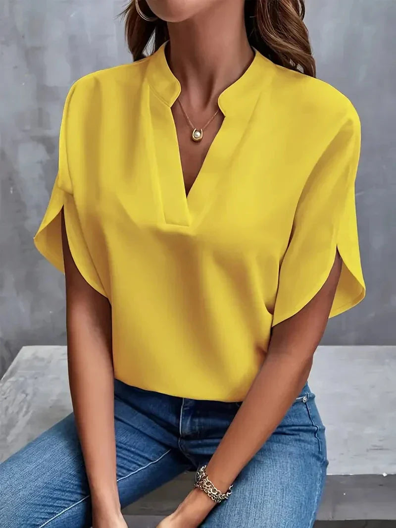 VOGUE™ | Top classique à col en V