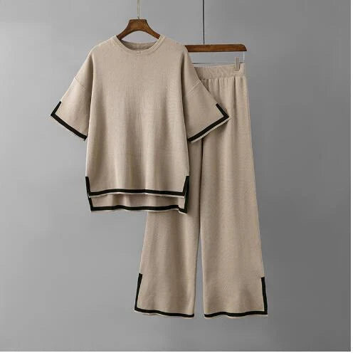 Aroha | Tenue coréenne deux pièces en matière légère, extensible et douce
