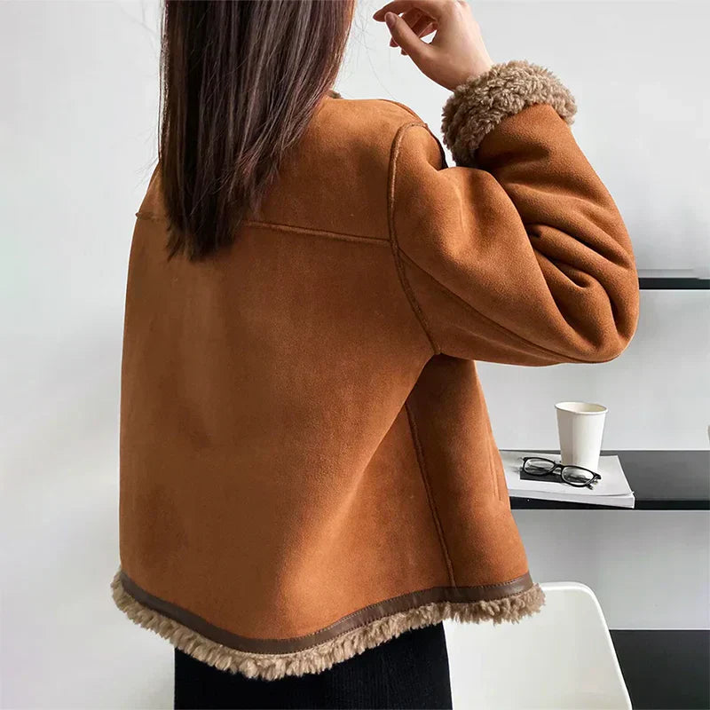 Veste Charlene en shearling avec boutons